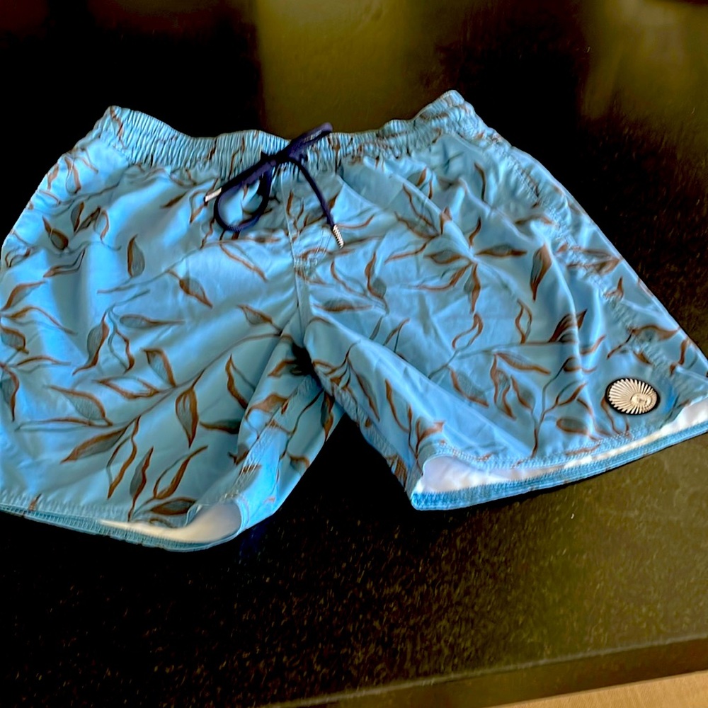 New elastic waist shorts